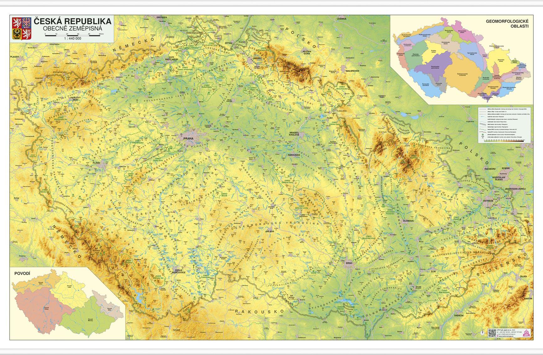 Obecně zeměpisná nástěnná mapa ČR